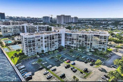 709-800 Parkview Dr, Hallandale Beach, FL, 33009-2978 | Card Image