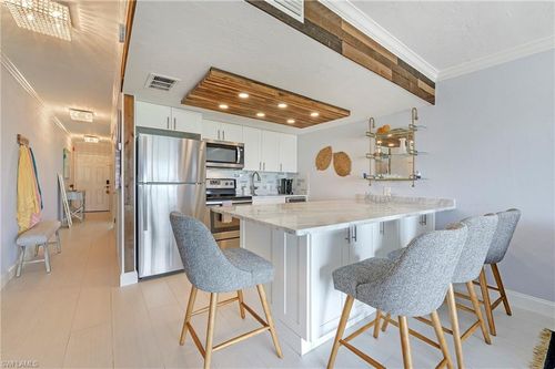 apt-102-260 Southbay Dr, NAPLES, FL, 34108-2342 | Card Image