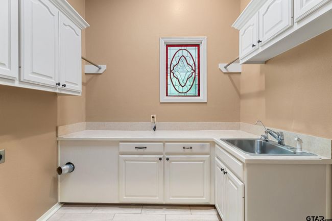 801 Wilder Way, House other with 6 bedrooms, 5 bathrooms and null parking in Tyler TX | Image 35