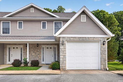 5676 W Vinca Ln, Ellettsville, IN, 47429-8205 | Card Image