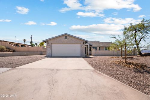 2970 Bluewater Dr, Lake Havasu City, AZ, 86403-5352 | Card Image