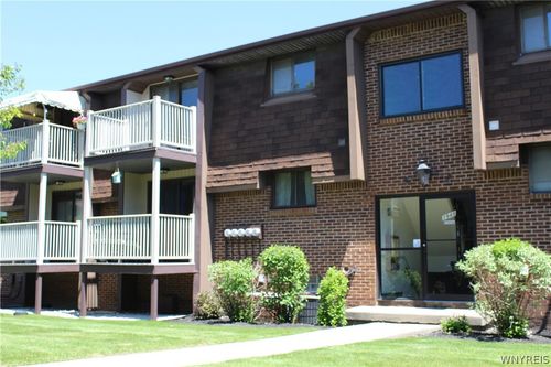 d-3948 Ridge Lea Rd, Amherst, NY, 14228-2725 | Card Image