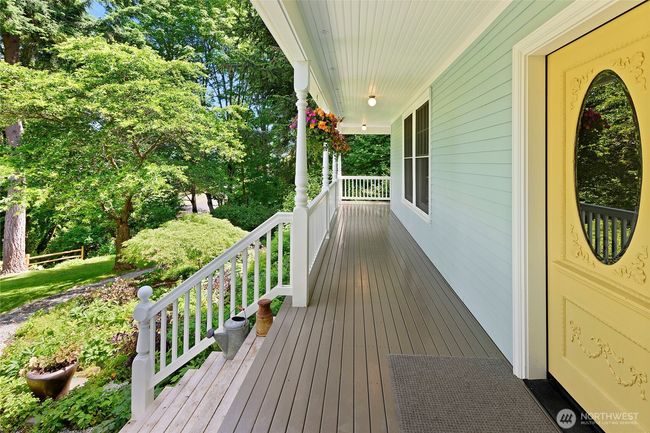 5940 Rose Loop Ne, House other with 3 bedrooms, 3 bathrooms and null parking in Bainbridge Island WA | Image 8
