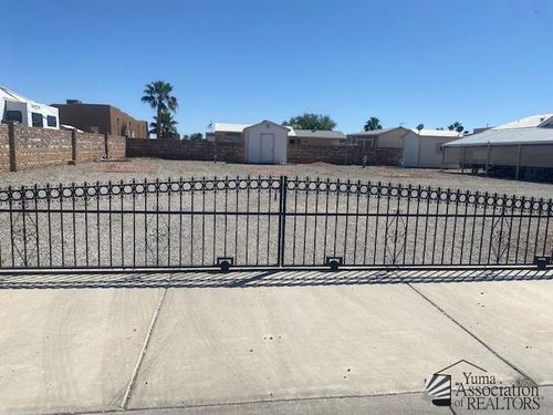 13689 E 53rd Ln, Yuma, AZ, 85367-8465 | Card Image
