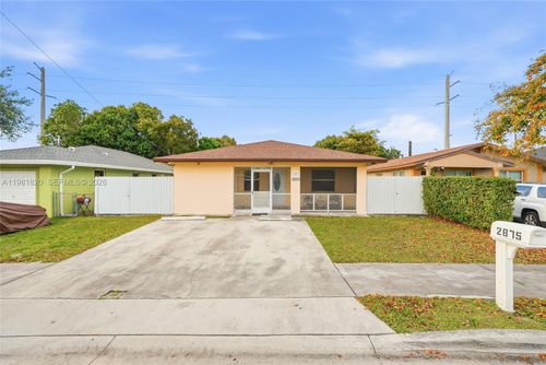 2875 Nw 9th Ct, Fort Lauderdale, FL, 33311-6600 | Card Image