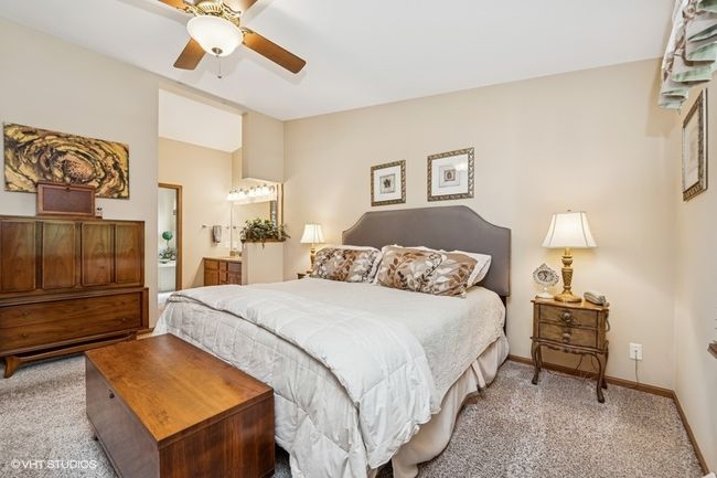 972 W Shore Dr, House other with 3 bedrooms, 3 bathrooms and 3 parking in Fox Lake IL | Image 16