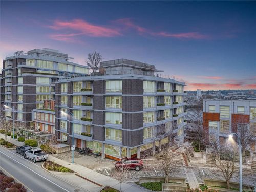 405-391 Tyee Rd, Victoria, BC, V9A0A9 | Card Image