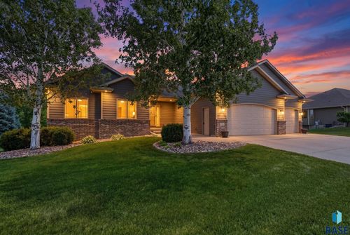 1705 W Ashton Trl Trail, Brandon, SD, 57005 | Card Image