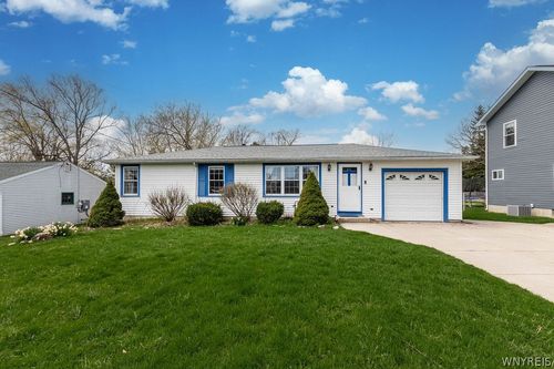 30 Errington Ter, Orchard Park, NY, 14127-1806 | Card Image