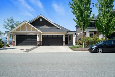 B - 47009 Sylvan Dr, Home with 3 bedrooms, 2 bathrooms and 4 parking in Chilliwack BC | Image 1