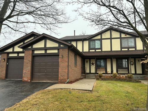 36 Parkplace S, Allen Park, MI, 48101-1498 | Card Image