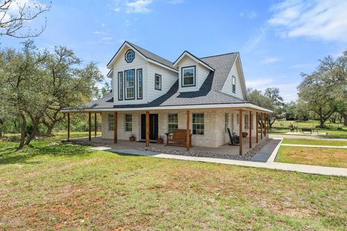 8139 Ozark Dr, San Marcos, TX, 78666-1764 | Card Image