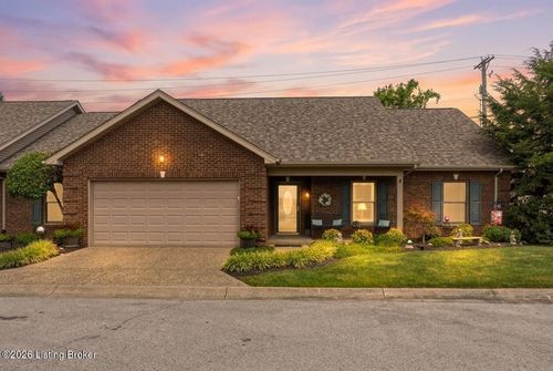 36 Trace Ln, Shelbyville, KY, 40065-8516 | Card Image