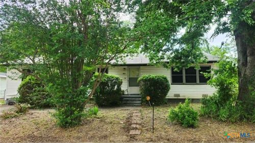 801 S 11th St, Copperas Cove, TX, 76522-2706 | Card Image