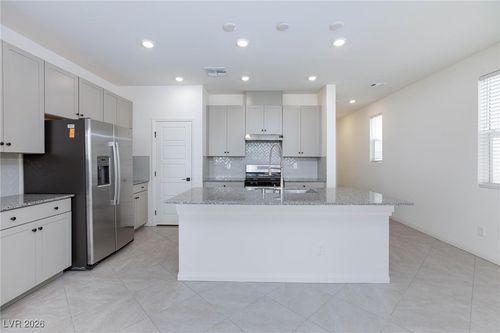 9086 Nostrand Ave, Las Vegas, NV, 89148-4387 | Card Image