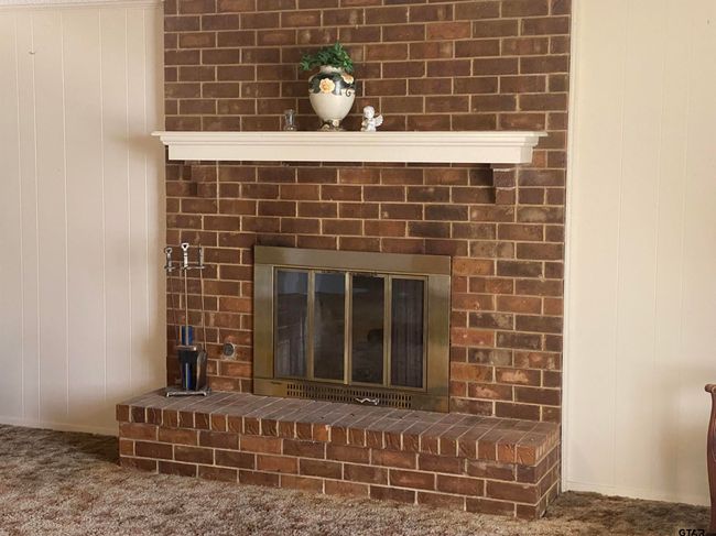 181 Minwood St, House other with 3 bedrooms, 2 bathrooms and null parking in Mineola TX | Image 4