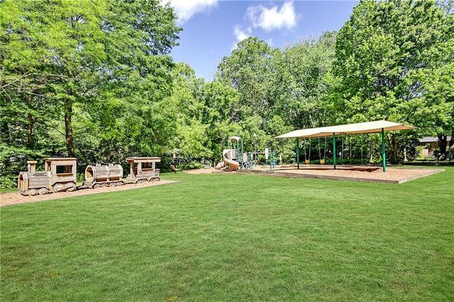 3899 Carlton Dr, House other with 4 bedrooms, 4 bathrooms and 2 parking in Chamblee GA | Image 75
