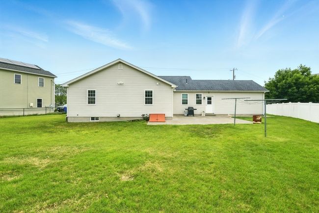 254 Island Pond Rd, House other with 3 bedrooms, 2 bathrooms and 4 parking in Springfield MA | Image 25