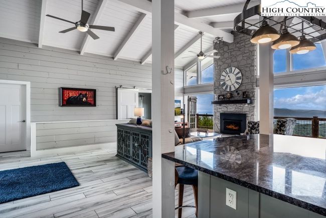 103 Mockingbird Ln, House other with 4 bedrooms, 3 bathrooms and null parking in Beech Mountain NC | Image 11