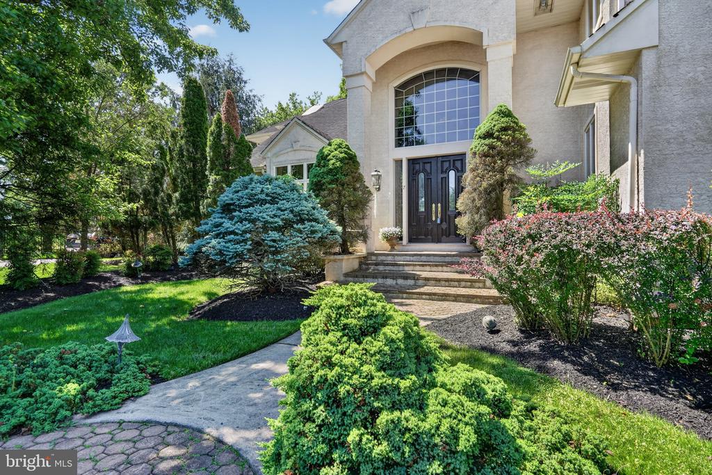 Residential in CHERRY HILL 2