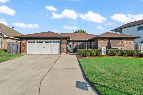 234 Constellation Dr, Slidell, LA, 70458-9031 | Card Image
