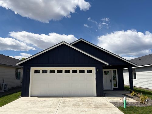 2105 N Sipple Rd, Spokane Valley, WA, 99212-2574 | Card Image