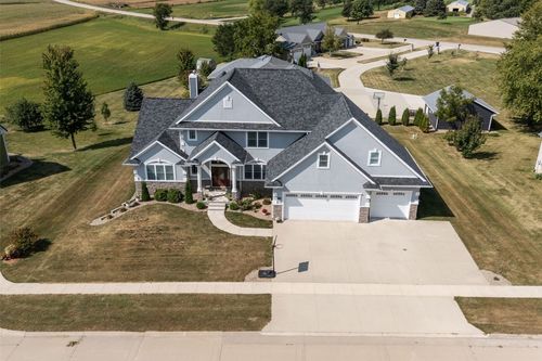 201 Sand Trap Cir, Tipton, IA, 52772-1986 | Card Image