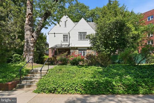 3721 Massachusetts Ave Nw, WASHINGTON, DC, 20016-5004 | Card Image