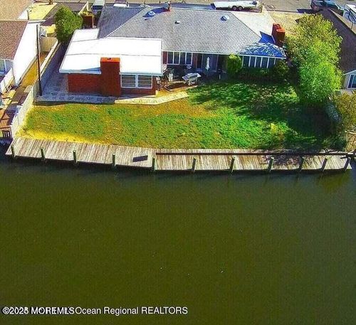 335 Cheryl Dr, Toms River, NJ, 08753-2435 | Card Image