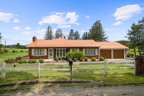 253 Chenoweth Creek Rd, Elkins, WV, 26241-9226 | Card Image