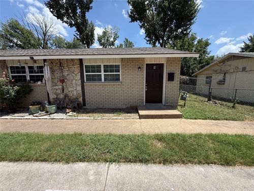 apt-5-211 Skyway Dr, Euless, TX, 76040-4320 | Card Image