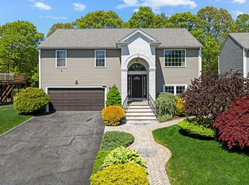 1072 Laurel St, Fall River, MA, 02721-2387 | Card Image