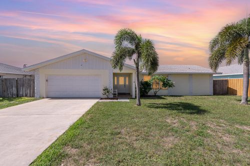 372 Lee Avenue, Satellite Beach, FL, 32937 | Card Image