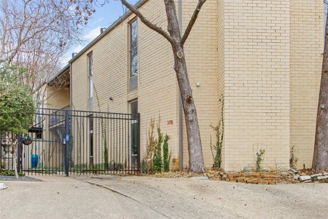 APT-3 - 3718 Holland Ave, Condo with 1 bedrooms, 1 bathrooms and null parking in Dallas TX | Image 13
