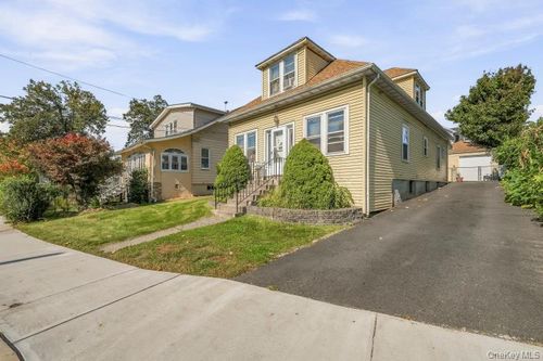 604 Roosevelt, Peekskill, NY, 10566 | Card Image