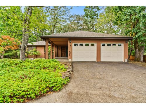 191 Crest Dr, Eugene, OR, 97405-5138 | Card Image