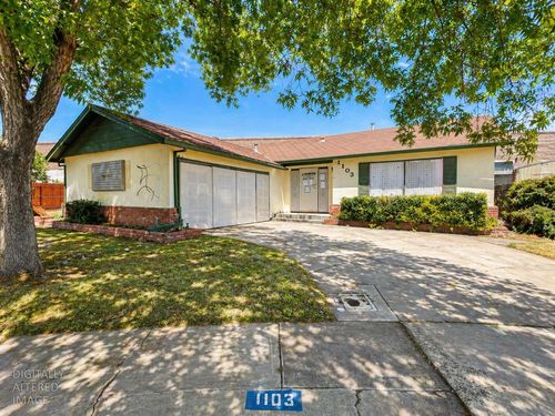 1103 Custer Ct, Modesto, CA, 95351-1709 | Card Image