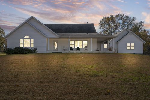 156 State Rd E, Tunas, MO, 65764-9185 | Card Image