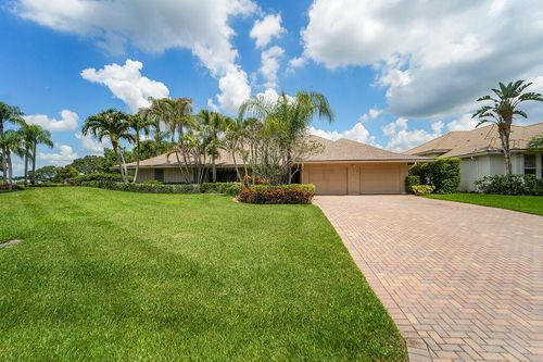 6499 Brandon St, West Palm Beach, FL, 33418-1494 | Card Image