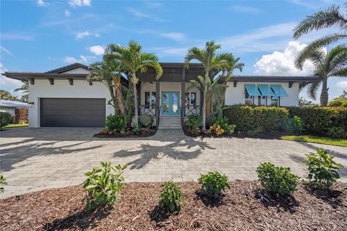 5569 Cape Leyte Dr, SARASOTA, FL, 34242-1811 | Card Image