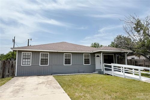 541 Silver Ave, Mercedes, TX, 78570-2330 | Card Image