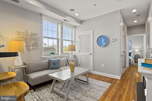 apt-22-410 15th St Ne, WASHINGTON, DC, 20002-5517 | Card Image