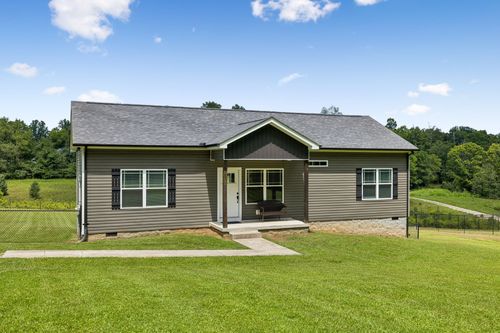 677 Steele Rd, Charlotte, TN, 37036-6441 | Card Image
