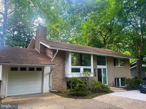 9 Persimmon Ct, BETHESDA, MD, 20817-4408 | Card Image