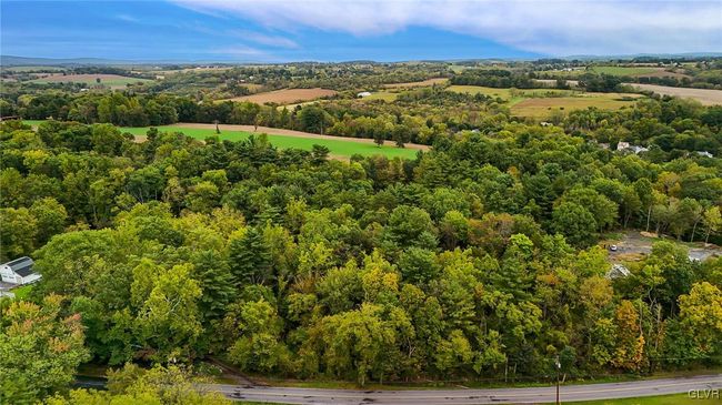 898 Browntown Rd, House other with 2 bedrooms, 1 bathrooms and null parking in Nazareth PA | Image 12