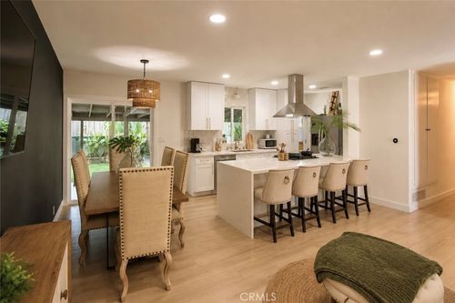 913 S Myrtle St, Santa Ana, CA, 92701 | Card Image