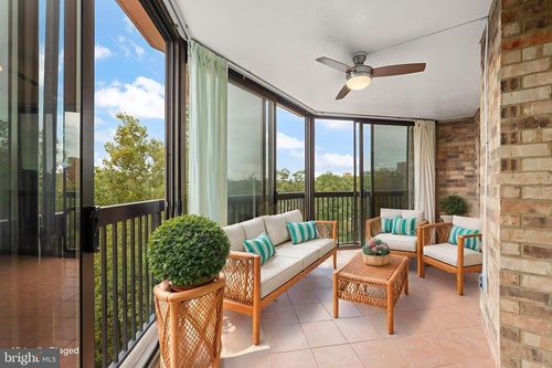 apt-510-5904 Mount Eagle Dr, ALEXANDRIA, VA, 22303-2537 | Card Image