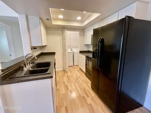 b114-530 E Patriot Blvd, Reno, NV, 89511-1290 | Card Image