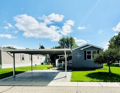 5318 Palfrey Pl Se, Caledonia, MI, 49316-8294 | Card Image