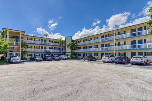 apt-301-1400 Ne 57th Ct, Fort Lauderdale, FL, 33334-6150 | Card Image